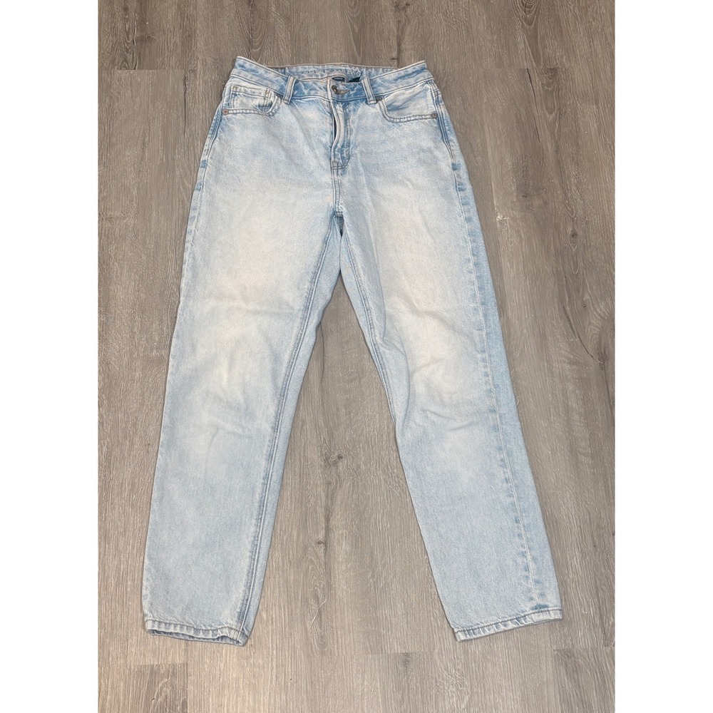 American Eagle Mom Jean Light Wash Strigid High Waisted Denim Pants Size 0 Short